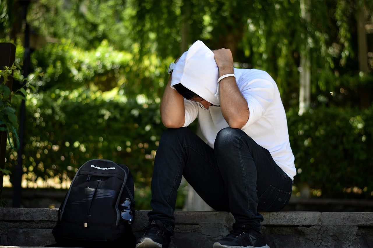 What Are the Physical Effects of Alcohol Use Disorder on Health and Well-Being?